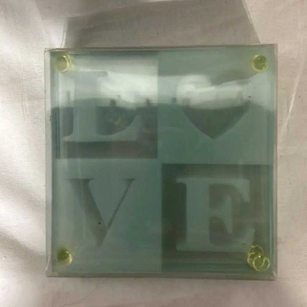 Glass coster - Picture 3 of 4